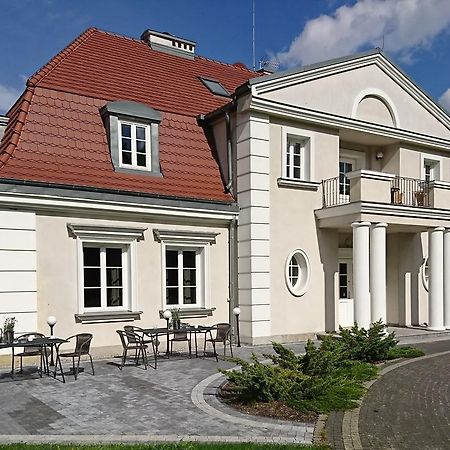 فندق Eco Nieborów المظهر الخارجي الصورة