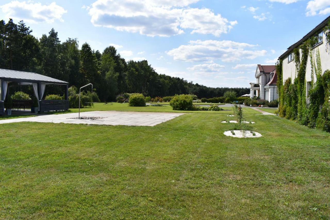 فندق Eco Nieborów المظهر الخارجي الصورة